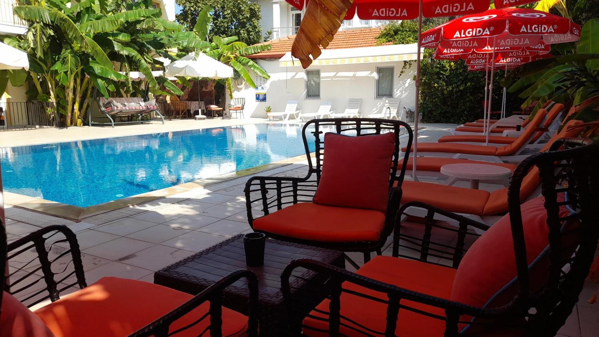 Sarihan Apart Otel โอลลุนเดนิซ ภายนอก รูปภาพ