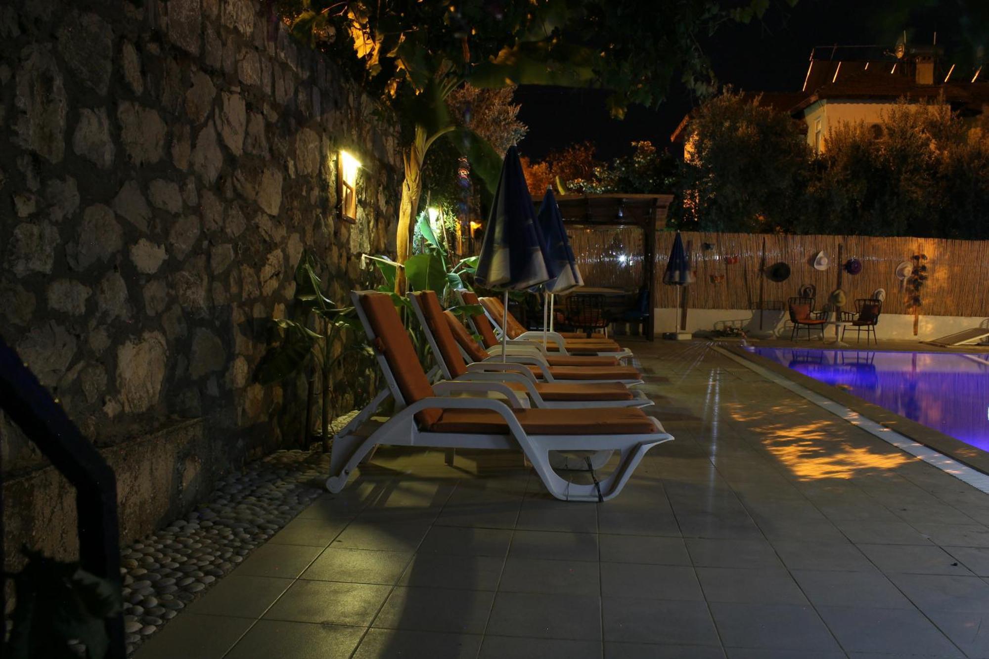 Sarihan Apart Otel โอลลุนเดนิซ ภายนอก รูปภาพ