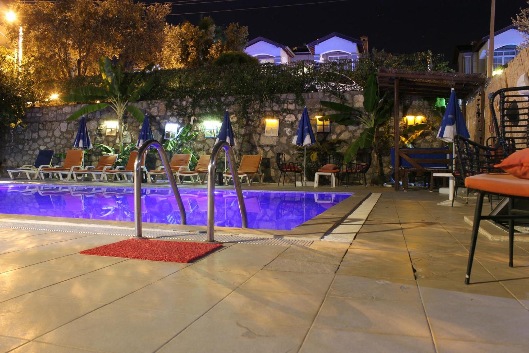 Sarihan Apart Otel โอลลุนเดนิซ ภายนอก รูปภาพ
